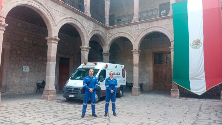 SSM cuenta con 6 ambulancias para dar atención médica por desfile del